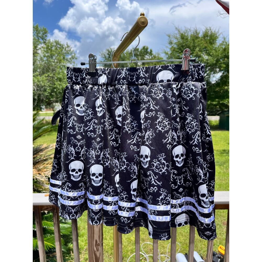 Avidlove Girls XL Gothic Skull Pleated Skater Skirt Black White Punk Damask